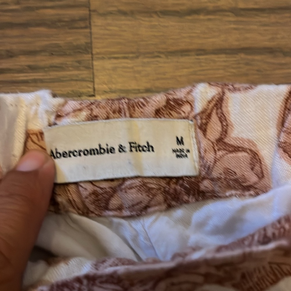 Abercrombie & Fitch shorts - Picture 4 of 4